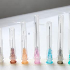 Hypodermic needle KNK-S007